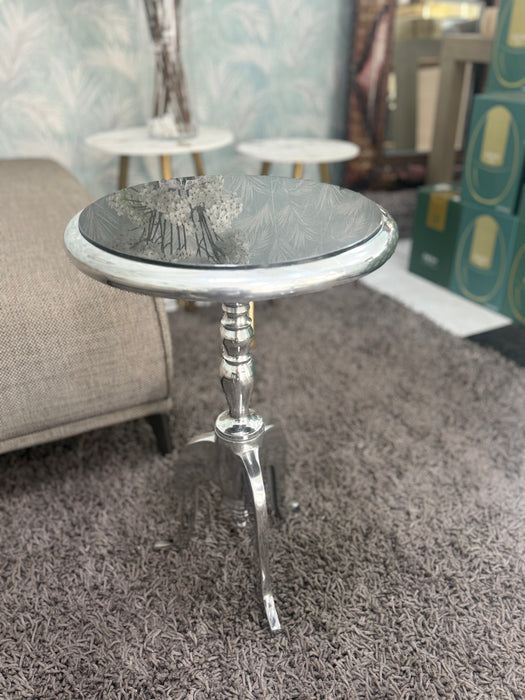 TABLE D’APPOINT