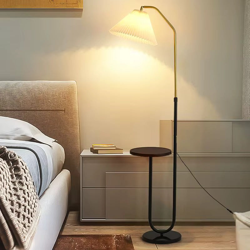 TABLE LAMPE
