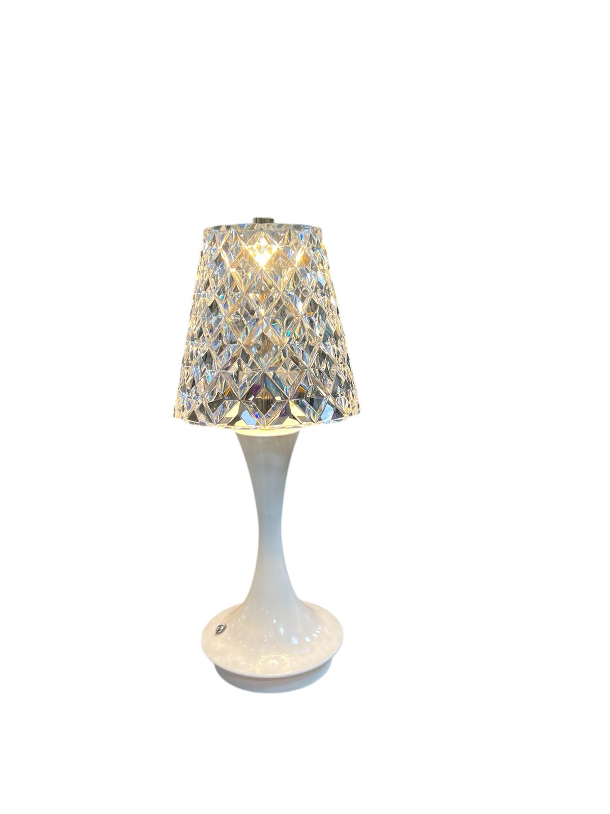 LAMPE DE TABLE